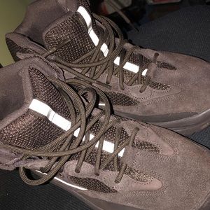 Yeezy desert boot oil , never been worn